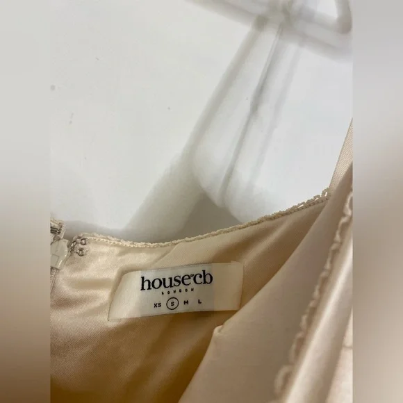 House of CB Costanza Dress Vintage Creamy Maxi Dress - Picture 7 of 10